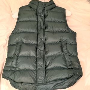 EUC JCrew Puffer Vest